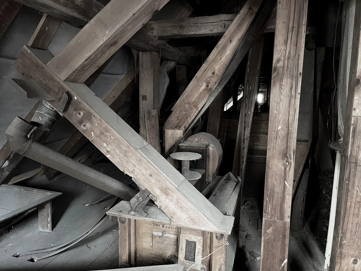 Hof Drögemühle - Landwirtschaft - Alte Mahl- und Fördertechnik