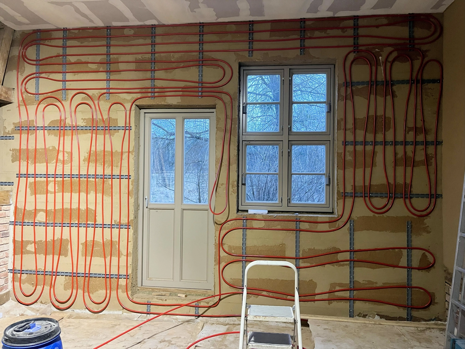 Hof Drögemühle - Landwirtschaft - Lehmarbeiten in der Mühle