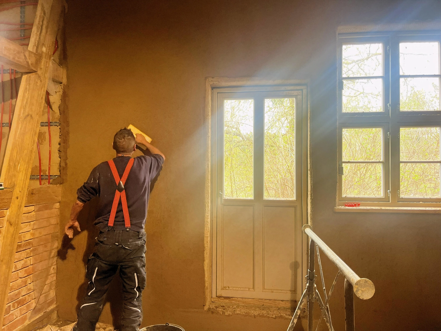 Hof Drögemühle - Landwirtschaft - Lehmarbeiten in der Mühle